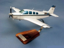 V.001 Holzmodell Beech A-36 Bonanza