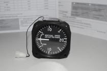 VM.007 UNITED INSTRUMENTS VERTICAL SPEED INDICATOR  P/N:7000  Code:C91  2000 feet/Min.